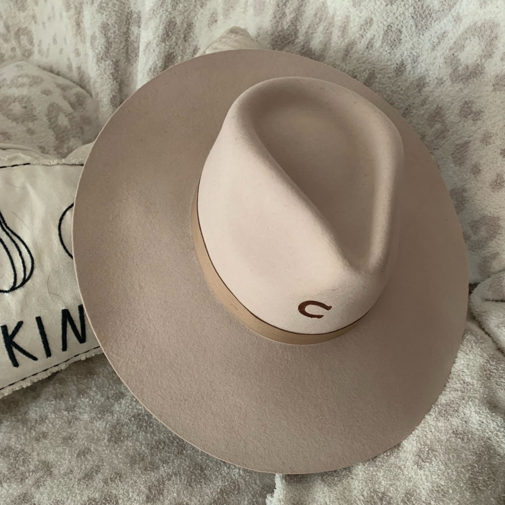 Charlie 1 Horse / Charlie One Horse Hat